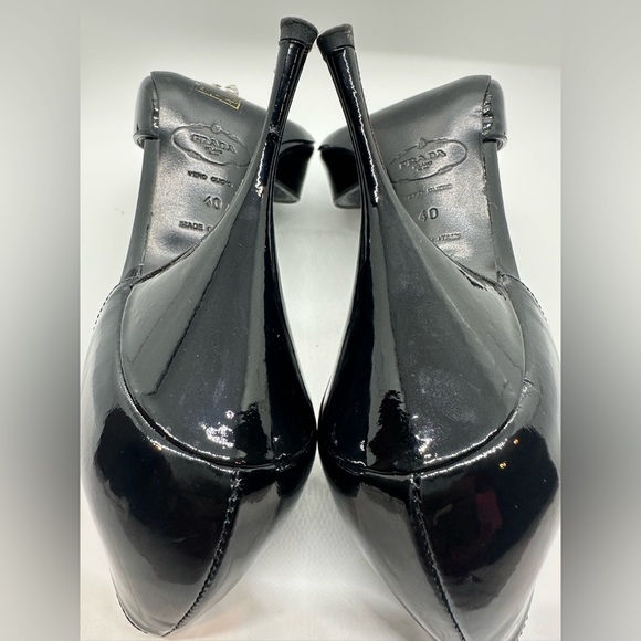 PRADA Calzature Black Patent Leather Peep Toe Pumps Sz 40 - Picture 9 of 9
